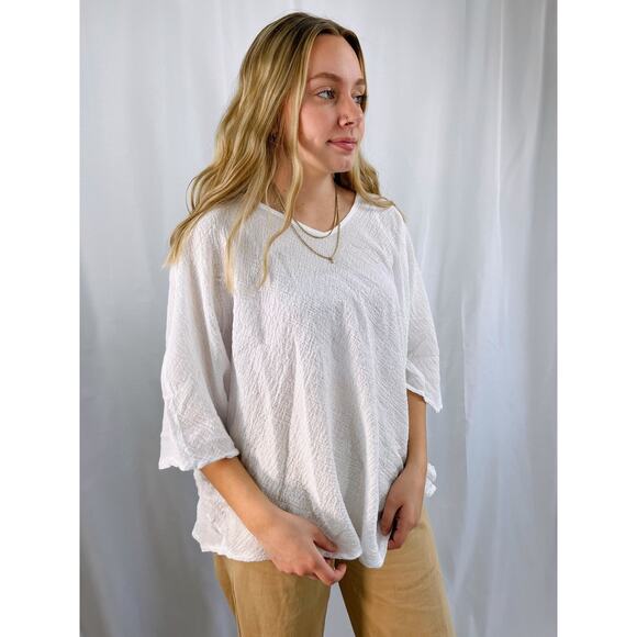 Cobblestone Living Tops - Linen v-neckline crinkle pull-on relaxed blouse one size